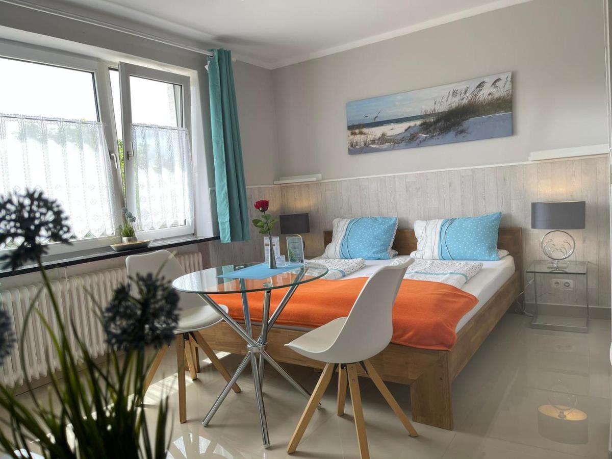 Hotel Kenny & Henry Cuxhaven Exterior foto