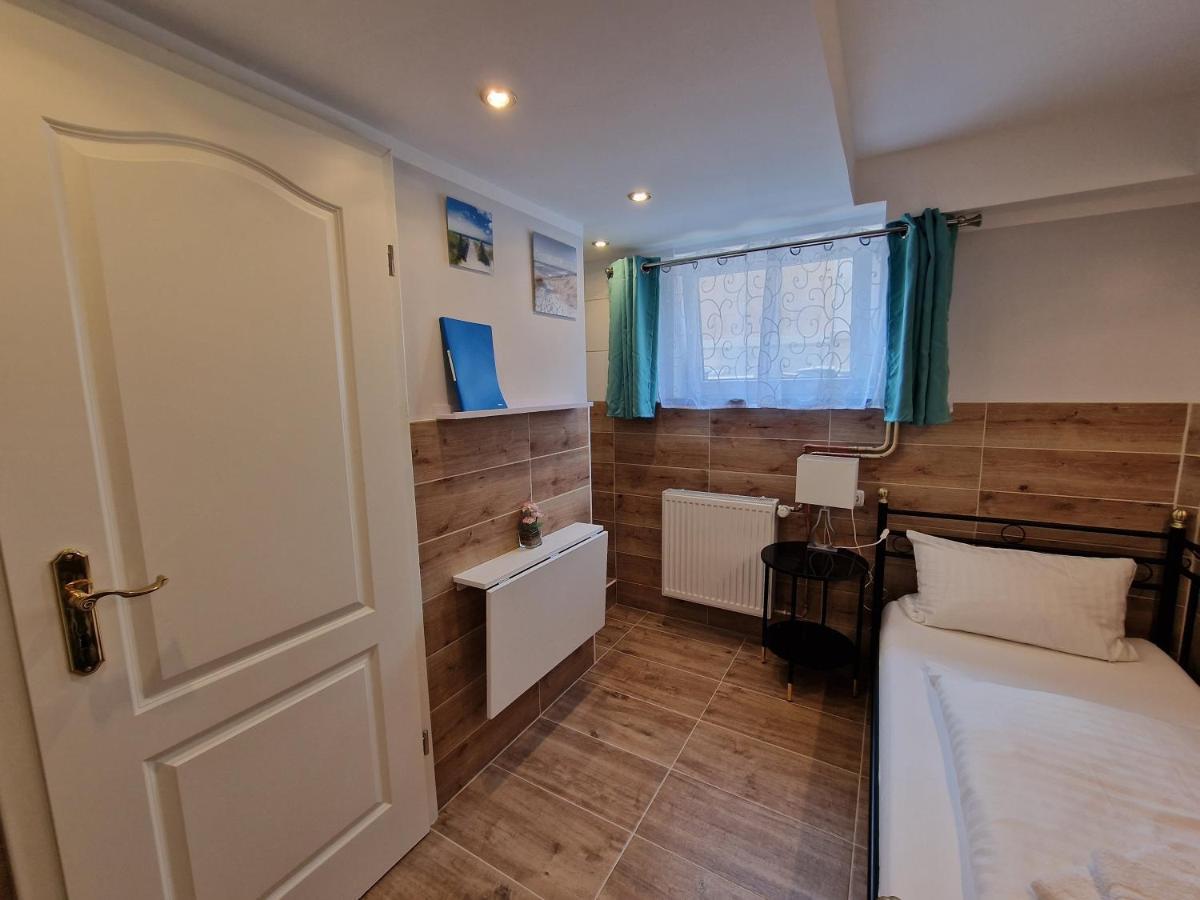 Hotel Kenny & Henry Cuxhaven Exterior foto